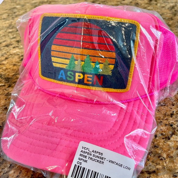 Aviator Nation Other - NWT Aviator Nation Pink Trucker Hat Aspen Sunset Rainbow embroidered patch